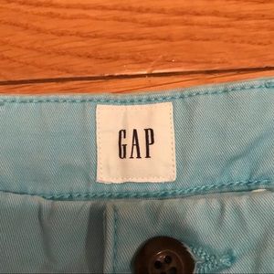 Men’s Gap shorts